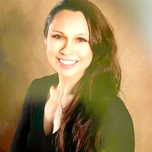 Dr Felisa Golingi